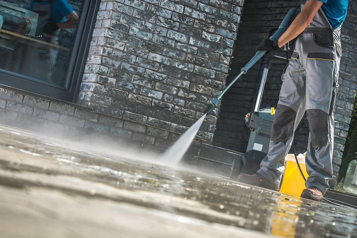 Read more about the article Best Residential Pressure Washing in Newport Beach, CA
