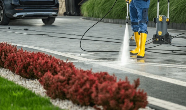 Read more about the article Preparing Your Home for Fall: Essential Driveway & Walkway Cleaning Tips in Newport Beach