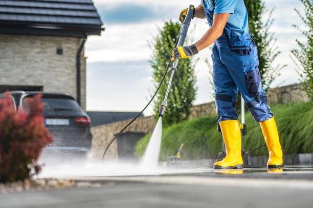 Read more about the article Is Pressure Washing Safe in Winter?